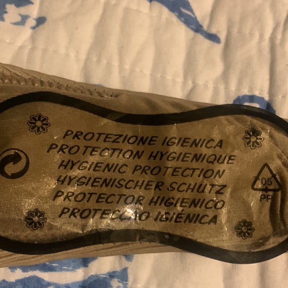 NWOT Good American 90s ribbed one piece size:1 (S) in Tan - Picture 9 of 11